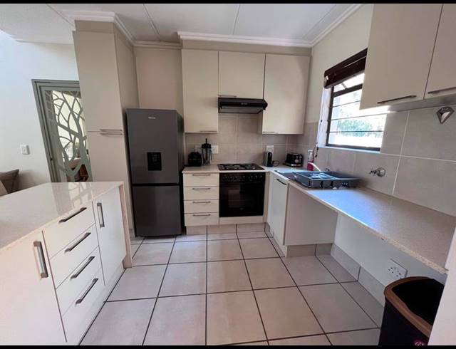 1 BEDROOM PROPERTY TO RENT IN BRYANSTON